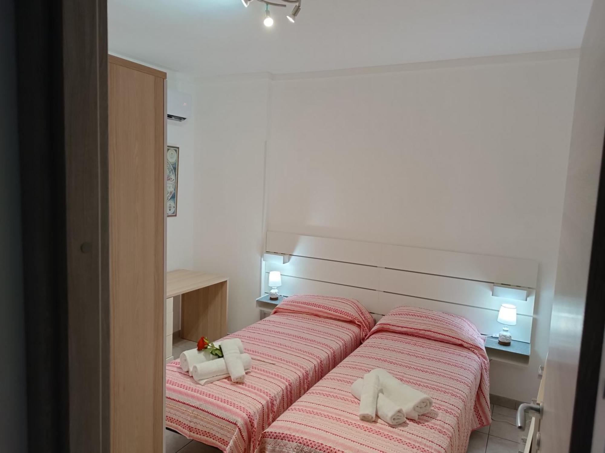 Ale'S House Apartment Monserrato Ngoại thất bức ảnh